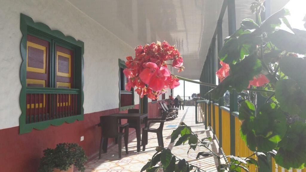 Hostal Casa De Los Taitas Саленто Екстер'єр фото