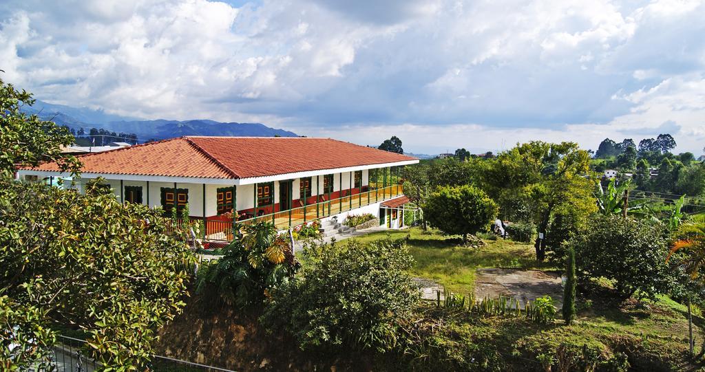 Hostal Casa De Los Taitas Саленто Екстер'єр фото