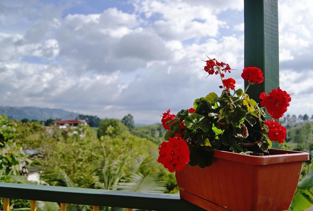 Hostal Casa De Los Taitas Саленто Екстер'єр фото