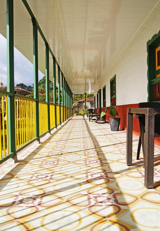 Hostal Casa De Los Taitas Саленто Екстер'єр фото