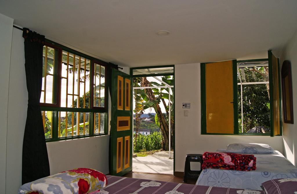 Hostal Casa De Los Taitas Саленто Екстер'єр фото